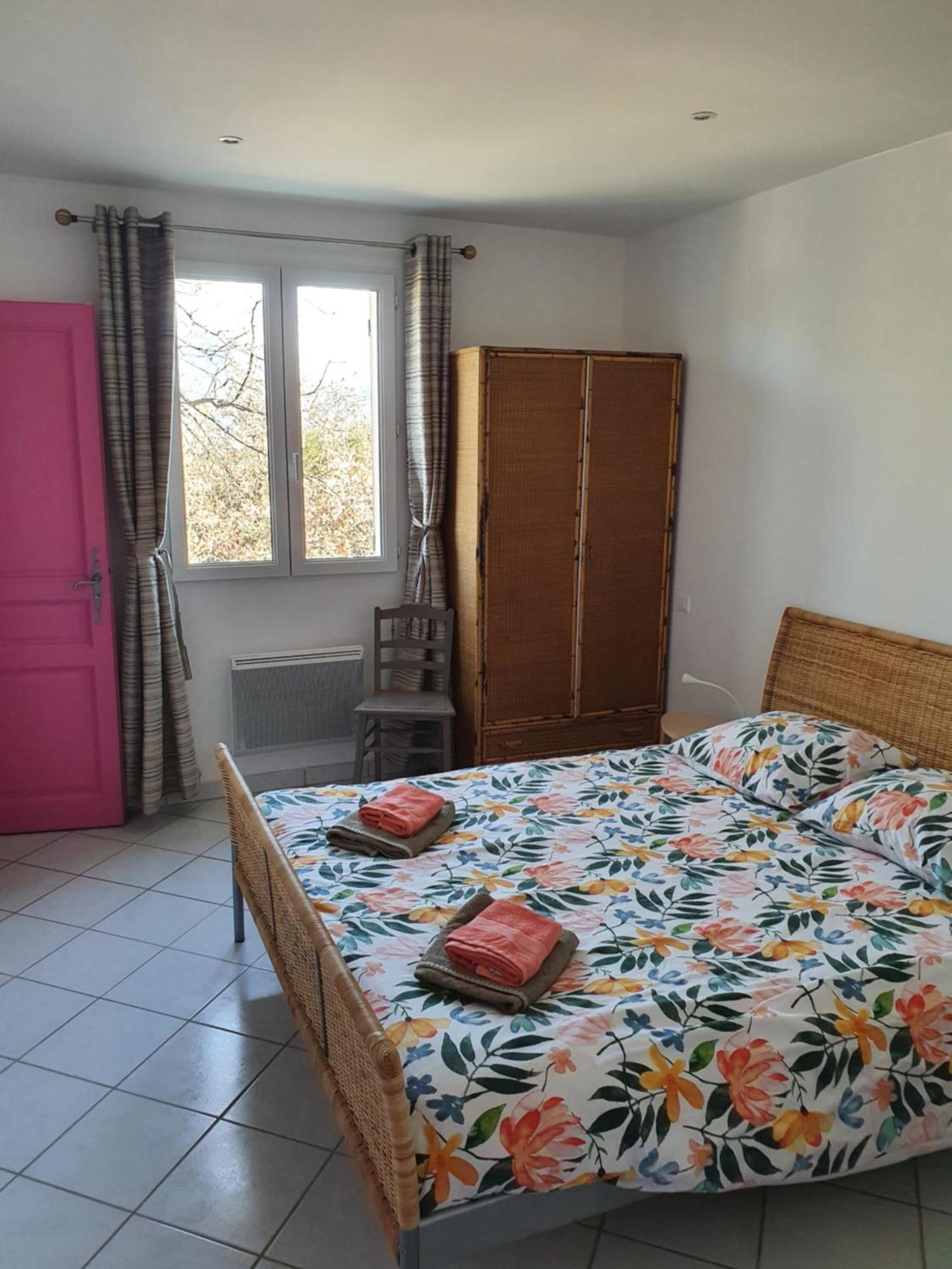 Le Soleil Du Ventoux Villa Entrechaux ภายนอก รูปภาพ